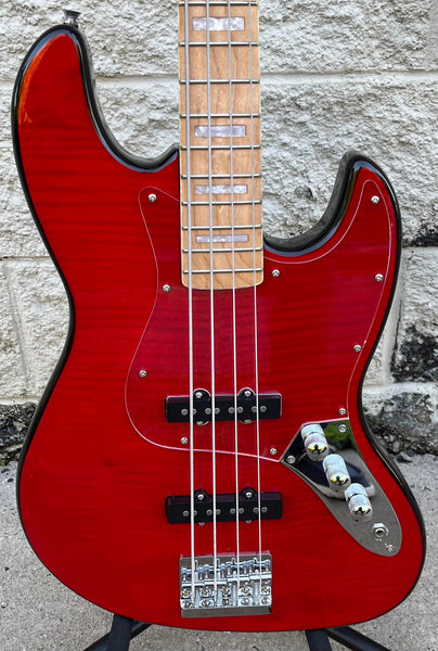 GAMMA Custom J22-02, Beta Model, Quilted Flame Red
