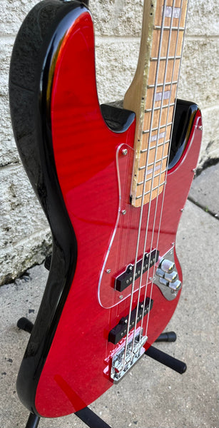 GAMMA Custom J22-02, Beta Model, Quilted Flame Red