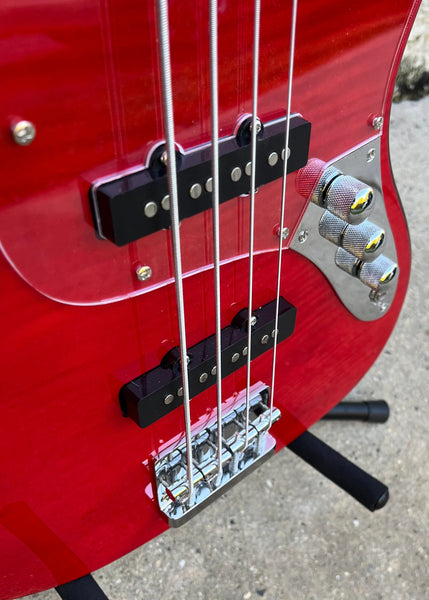 GAMMA Custom J22-02, Beta Model, Quilted Flame Red