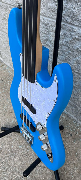 GAMMA Custom JF25-01, Fretless Beta Model, Retro Sonic Blue