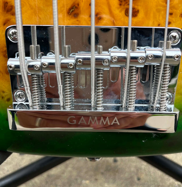GAMMA Custom P526-01, 5 String Alpha Model, Emerald Forest Burl Burst